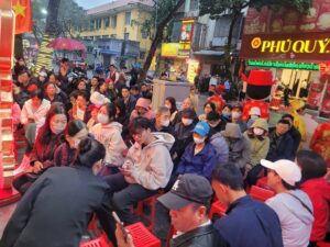 Giá vàng hôm nay 25/4/2026: Biến động khó lường