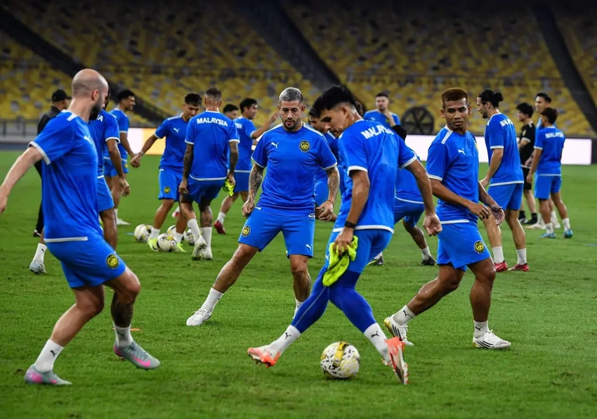 Malaysia & Bài Học Đắt Giá: Thất Bại Trước Việt Nam Lộ Rõ Điểm Yếu