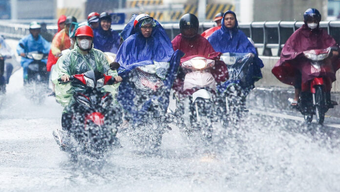 Thời tiết chuyển biến: Nắng nóng chấm dứt, mưa dông ập đến!