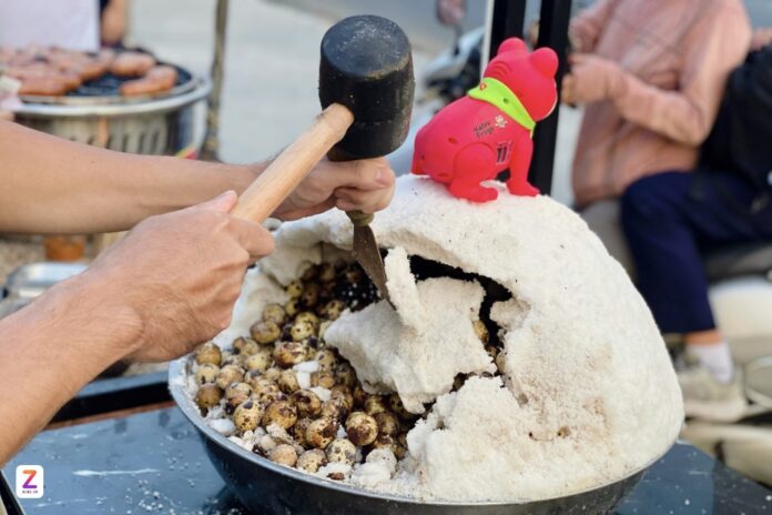 Trứng cút ủ muối thảo mộc: Cơn sốt 