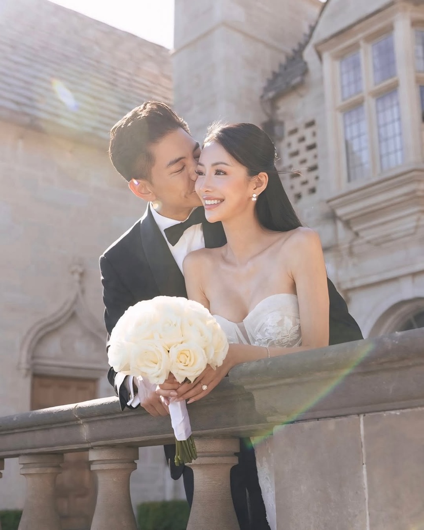 Eunice Jaymie Tan sang trọng