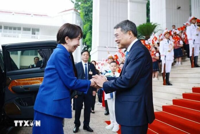 Lễ Đón Trang Trọng: Thủ Tướng Nhật Bản Thăm Việt Nam