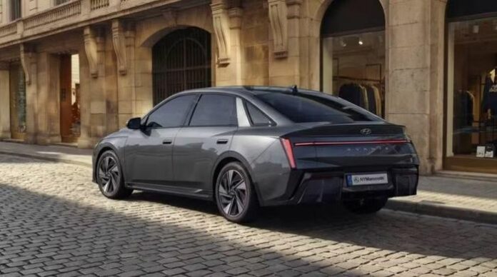 Hyundai Elantra 2027: Diện mạo mới, công nghệ đột phá