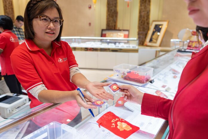 Giá Vàng Hôm Nay 5/5/2026: Biến Động Bất Ngờ, Phân Tích Chi Tiết Từ Chuyên Gia